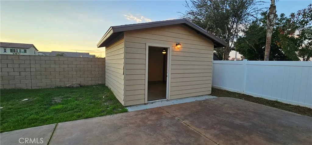 1684 Benton Way, Perris, California 92571 home-pic-17